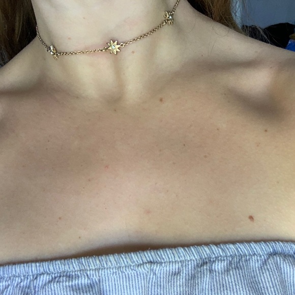 3 Gold Star Celestial Choker with Jewel Details - Picture 2 of 4